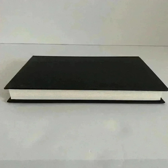 Danielle Steel Silent Honor - Picture 8 of 12